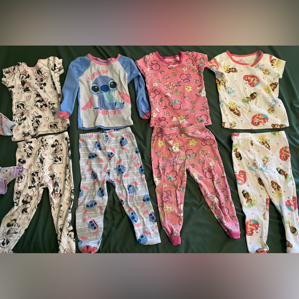 Lot of 11 used Disney Pajama and outfits. 2T/3T